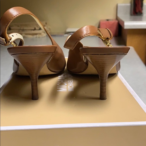 Micheal Kors Heels - Picture 8 of 8